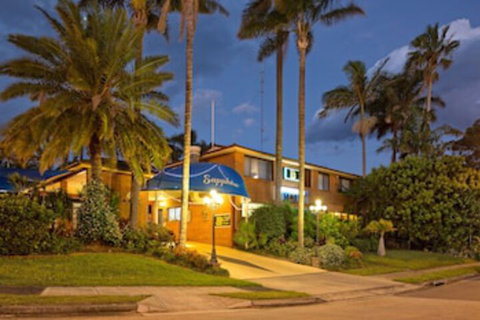Sapphire Palms Motel - Mackay Tourism 0