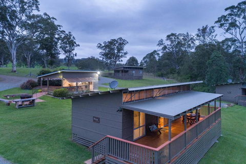Barrington Riverside Cottages - Mackay Tourism 6