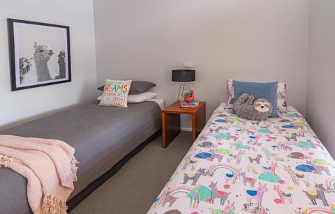 Barrington Riverside Cottages - Mackay Tourism 5