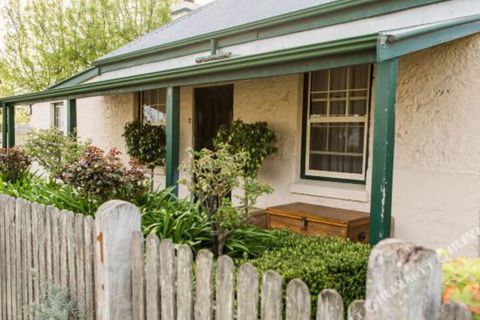 Georgies Cottage - Mackay Tourism 2