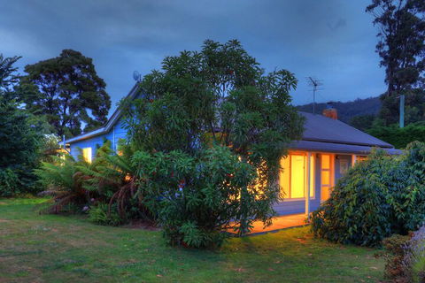 Fairwinds - Essentially Tas - Mackay Tourism 5