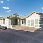 Sand & Foam - Mackay Tourism 0