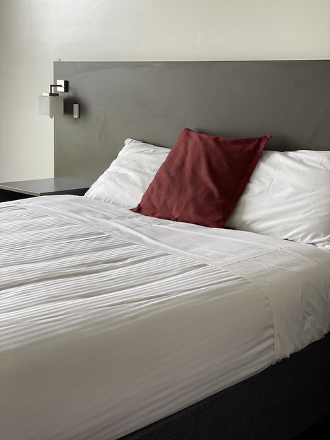 Country Roads Motor Inn Dysart - Mackay Tourism 3