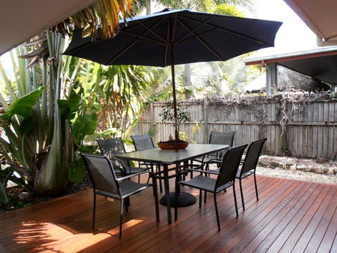 Jambala Beach House - Mackay Tourism 0