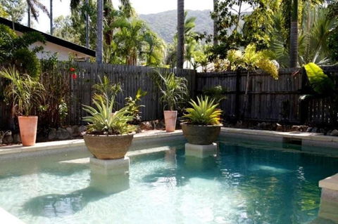 Jambala Beach House - Mackay Tourism 4