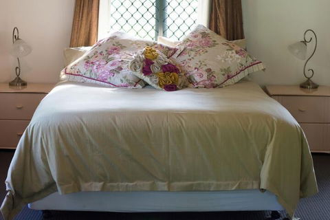 Ronday Voo Bed & Breakfast - Mackay Tourism 5