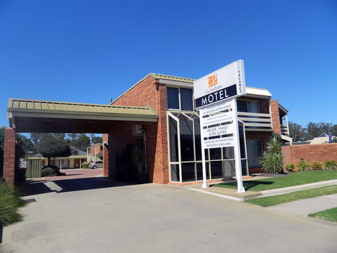 CluBarham Motel - Mackay Tourism 0