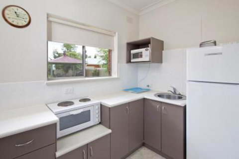 Abbey Apartments - Mackay Tourism 6