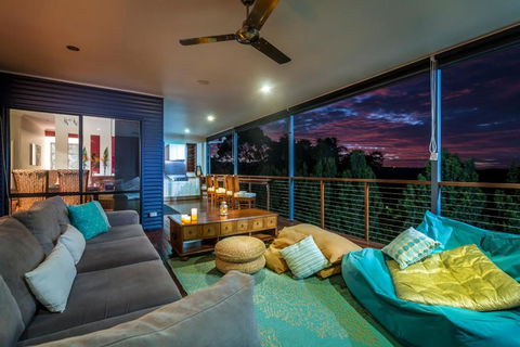The Mountain View Retreat - Mackay Tourism 4
