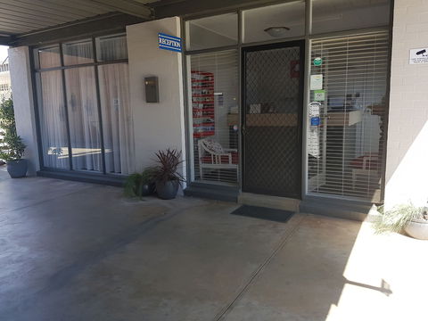 Belmore Motor Inn - Mackay Tourism 3