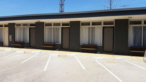Belmore Motor Inn - Mackay Tourism 4