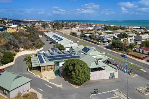 Geraldton Motor Inn - Mackay Tourism 0