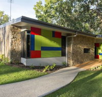 The Feathered Nest - Wildlife Retreat - Mackay Tourism