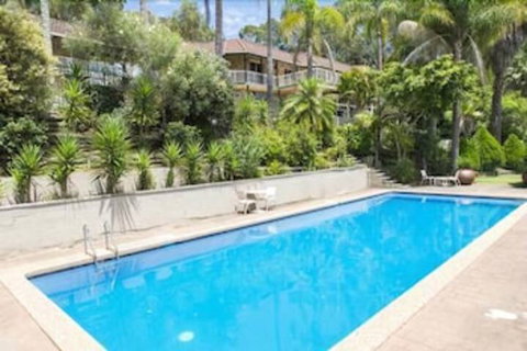 Gosford Inn Motel - Mackay Tourism 0