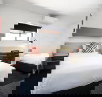 Villawood Hotel - Mackay Tourism