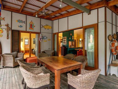 Five Bimba (Tractor House) - Mackay Tourism 1