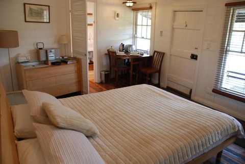 Mancuso Country Cottage Retreat - Mackay Tourism 2