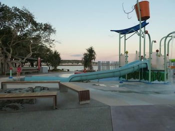 Port Denison Motor Inn - Mackay Tourism 3