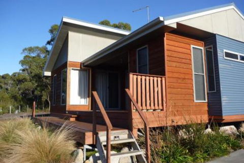Yakkalla Holiday Cottage - Mackay Tourism 3