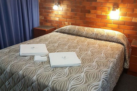 Avocado Motor Inn - Mackay Tourism 7