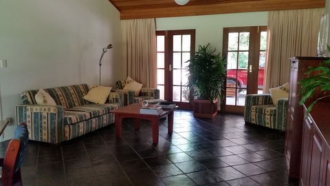 Mescal's At Pampoolah B&B - Mackay Tourism 0