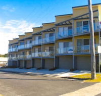 Seaspray Apartments - Mackay Tourism