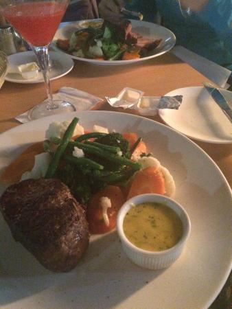 Cosmopolitan Cafe - Mackay Tourism 0