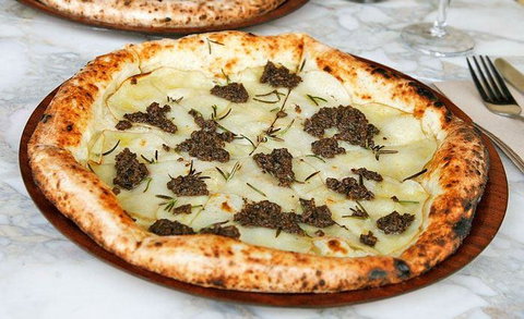 Gigi Pizzeria - Mackay Tourism 6