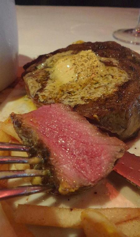 Pierre's On George - Mackay Tourism 12