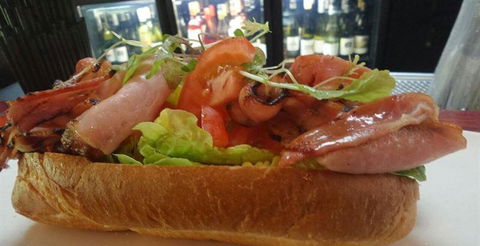 Pierre's On George - Mackay Tourism 14