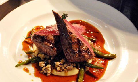 Pierre's On George - Mackay Tourism 19