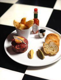 Pierre's On George - Mackay Tourism 24