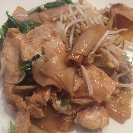 Dining Rozelle THE-CORNERSTONE Mackay Tourism