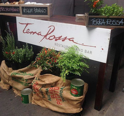 The Cove Hotel - Mackay Tourism 13