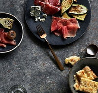 The Flying Duck Hotel - Mackay Tourism