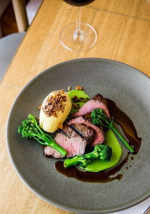 The Tilbury Restaurant - Mackay Tourism 10