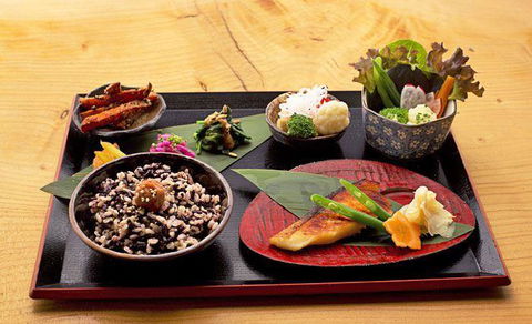 Wabi Sabi Salon - Mackay Tourism 5