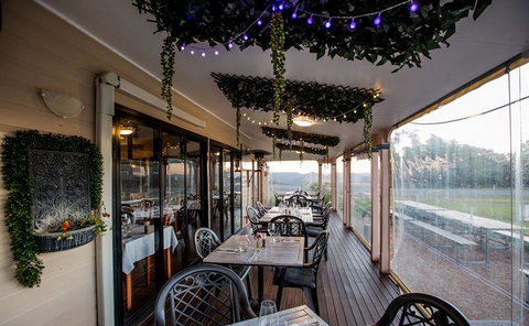 Witta General Store Licenced Cafe And Functions - Mackay Tourism 6