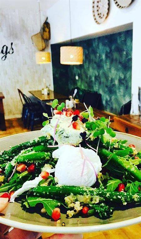 10 Hastings Street Cafe - Mackay Tourism 4