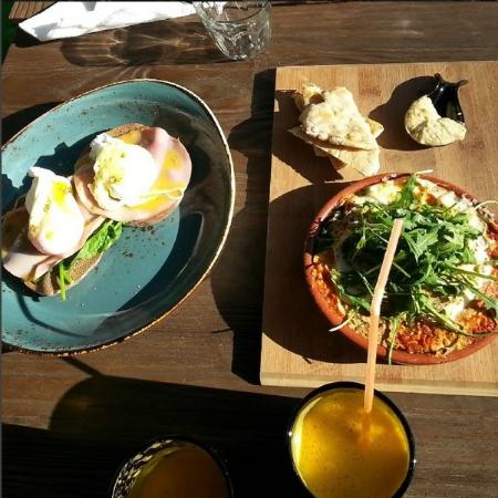 Paseo Del Prado - Mackay Tourism 0