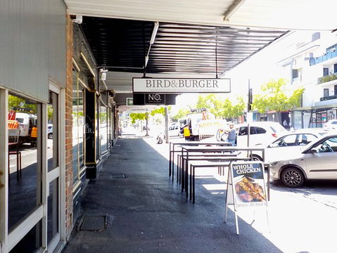 Bird & Burger - Mackay Tourism 0
