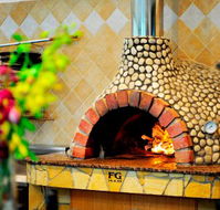 Monteleone Restaurant - Mackay Tourism