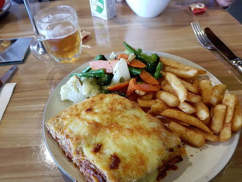 Drovers Arms Hotel - Mackay Tourism 0