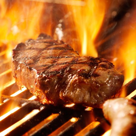 Dixons Creek Cafe Bar & Grill - Mackay Tourism 0