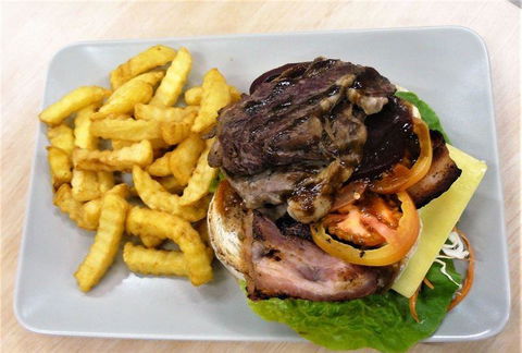 Pastoral Hotel - Mackay Tourism 12