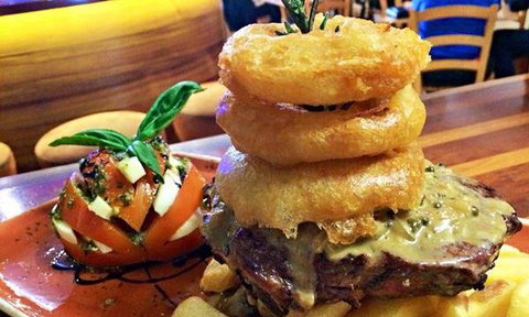 Wild Canary - Mackay Tourism 6