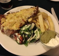 Cunninghams Hotel - Mackay Tourism