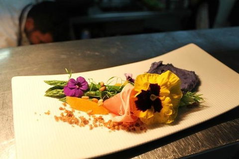 Mountain View Restaurant - Mackay Tourism 0