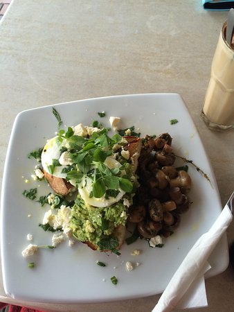 GG's Cafe Dulwich - Mackay Tourism 0