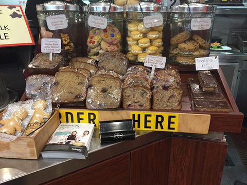 Pasqualinas Deli Cafe - Mackay Tourism 0
